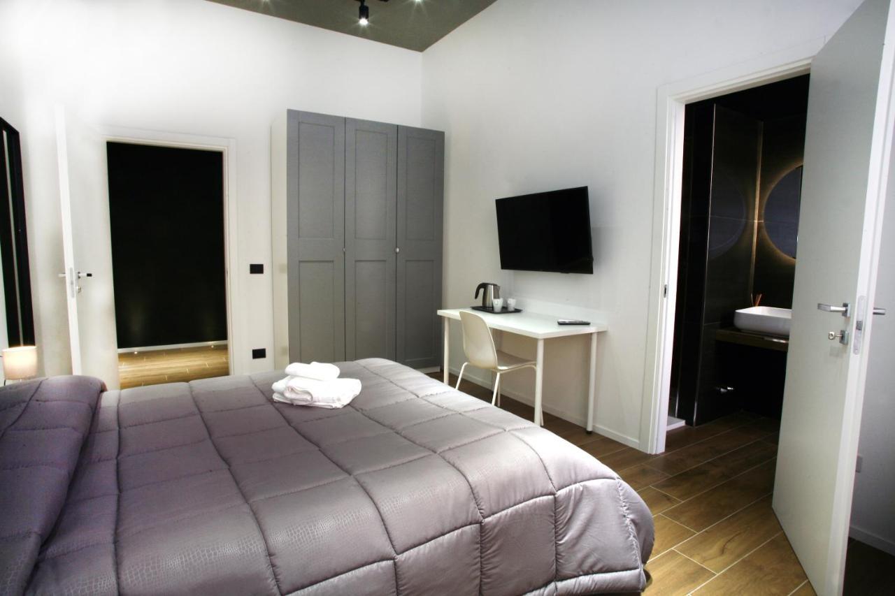 Business Via Isonzo Bed & Breakfast *