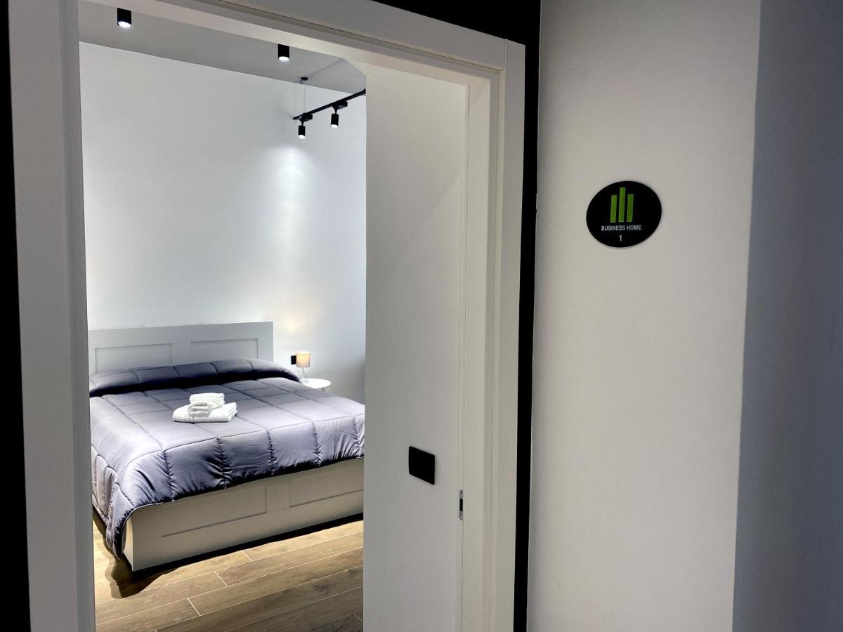 Business Via Isonzo Bed & Breakfast *