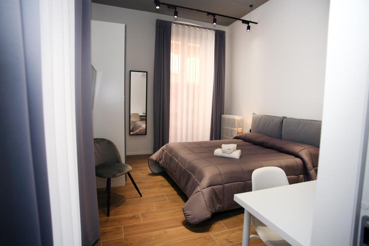 Couette-café Business Via Isonzo Foggia